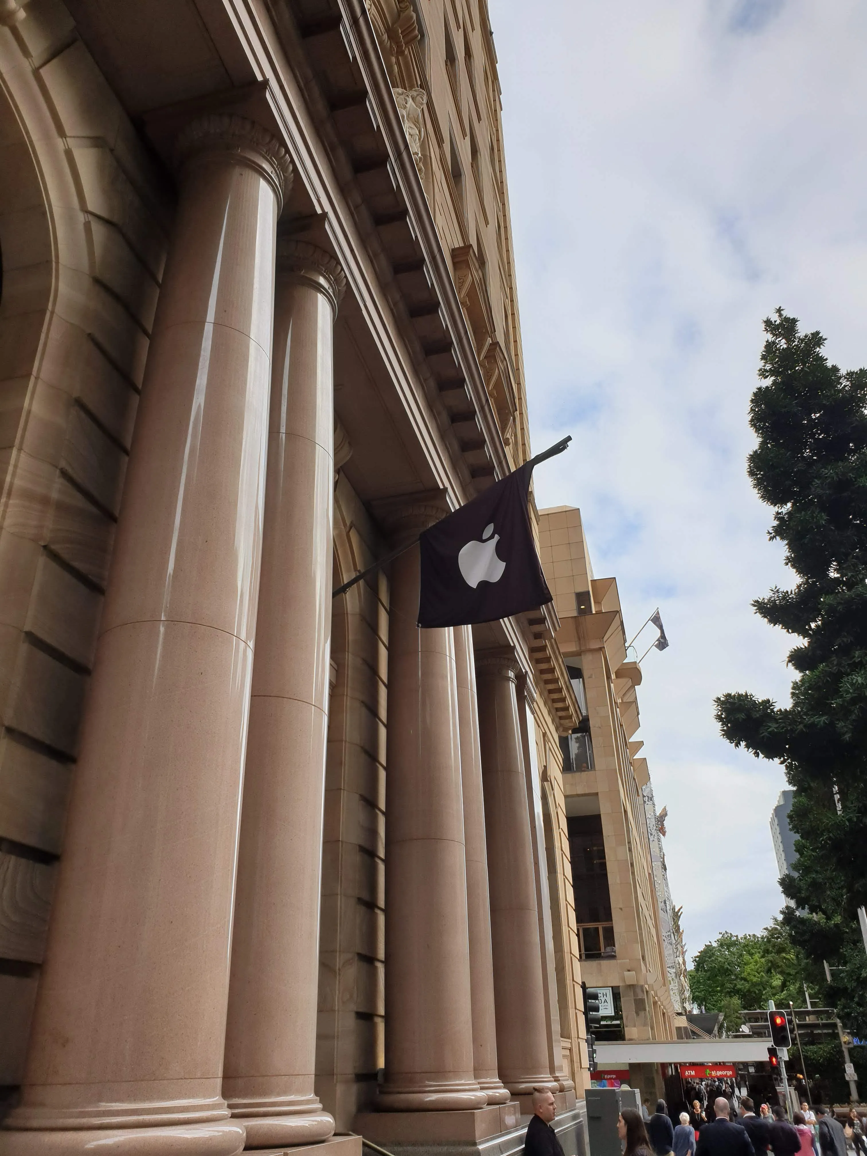 Apple Brisbane