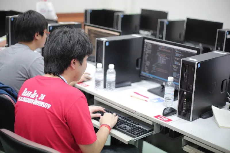 ติดจุฬาฯ มาบ้านโจ๋